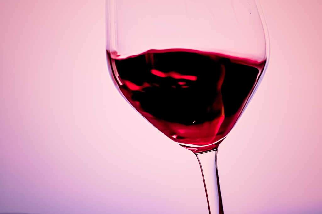 valentines-day-corporate-gifts-red-wine